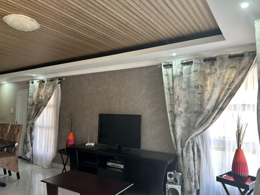 3 Bedroom Property for Sale in Bloemspruit Free State